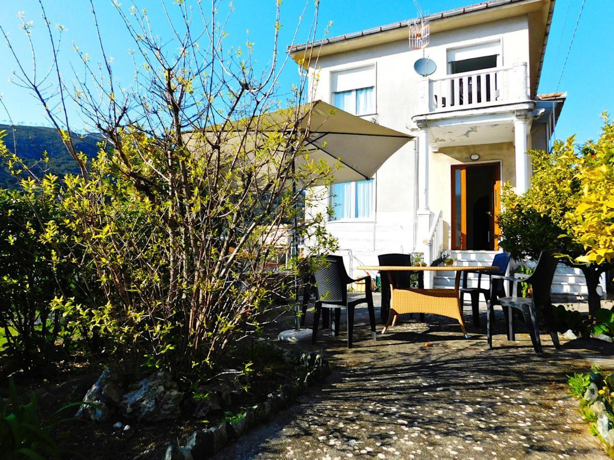 Villa Unifamiliare Con Posto Auto! Levanto Exterior foto